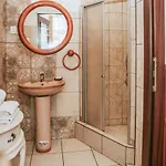 Beautiful Apartment In Kolobrzeg With Wifi דירה