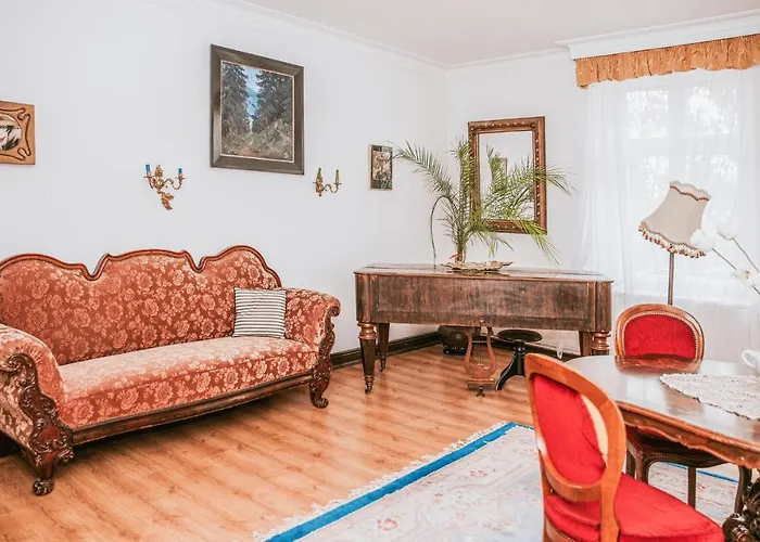 In With Wifi شقة *